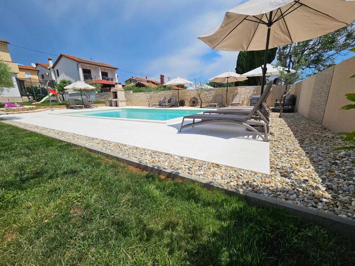 Apartament Grzinic *